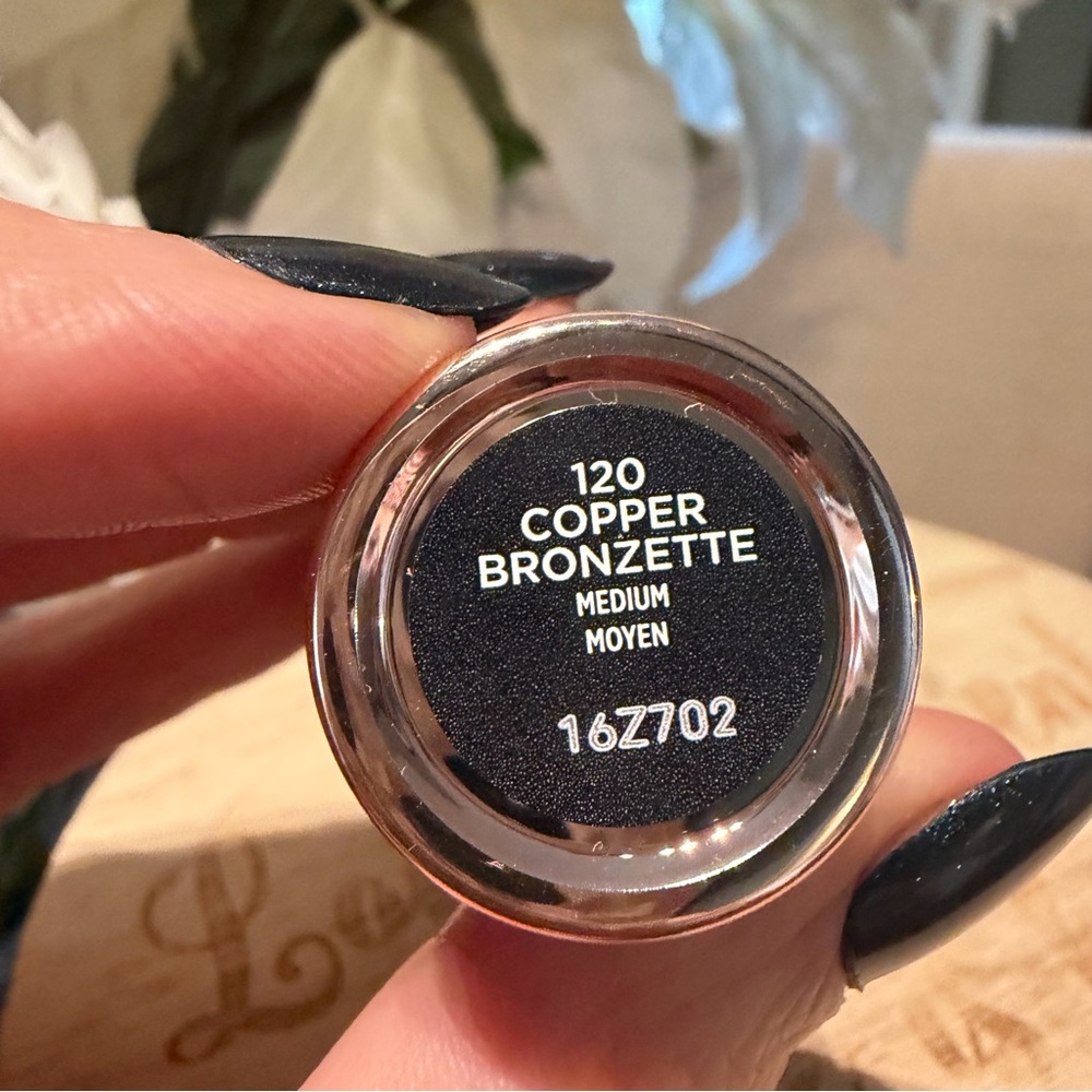 L’Oréal Lumi Bronze in 120 Copper Bronzette - Picture 4 of 7